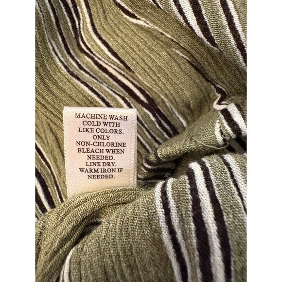 Altar'd State Olive Green Black Striped Bell Sleeve Crop Top XS Off Shoulder - Picture 9 of 9